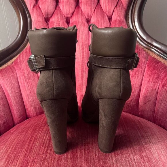 Shoe Dazzle Alix Platform Brown Hiker Bootie - Women's Size 7 - Picture 5 of 8